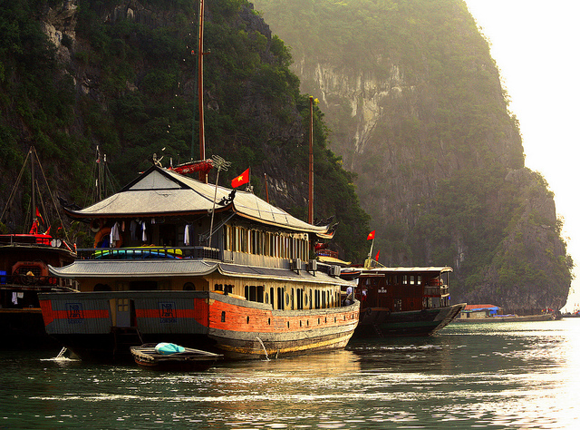 Hạ Long – Yên Tử 2 ngày 1 đêm (ngủ Hạ Long 3 sao)