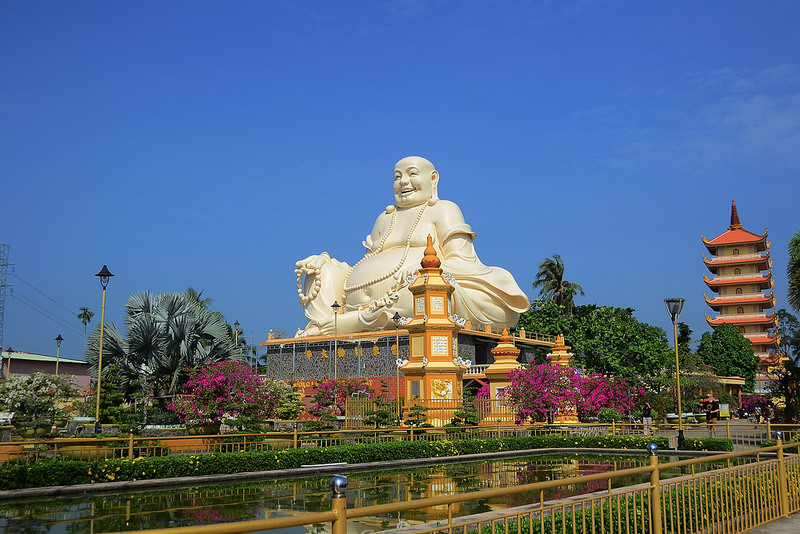 Khám phá miền tây 1 ngày bằng xe Limousine