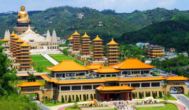 Ngỡ ngàng Phật Quang Sơn Tự Đài Loan